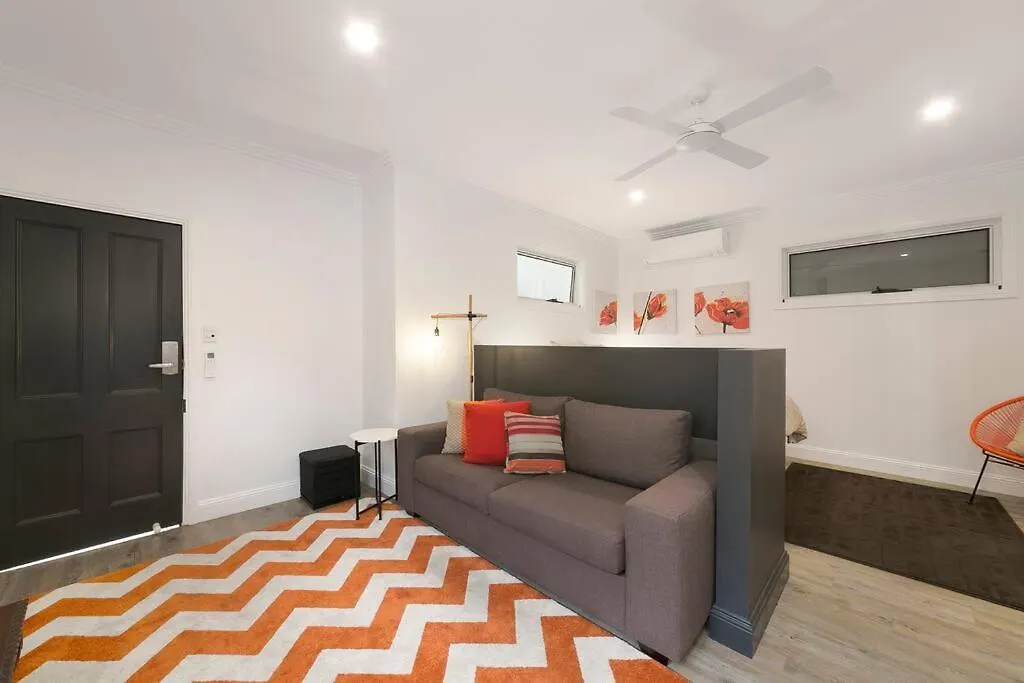 Milton Mews Red Studio Auchenflower Pets Brisbane